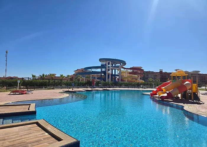 公寓式酒店 Luxury Inside Premium Lagoon View Sheikh 4*