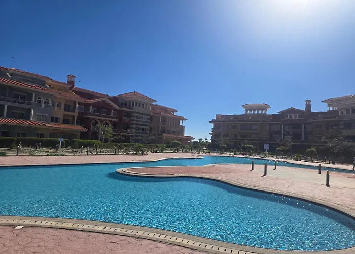 Luxury Inside Premium Lagoon View Sheikh